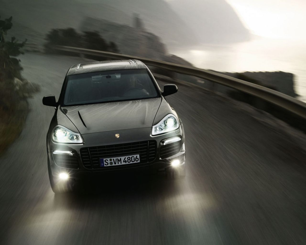 Porsche-Cayenne