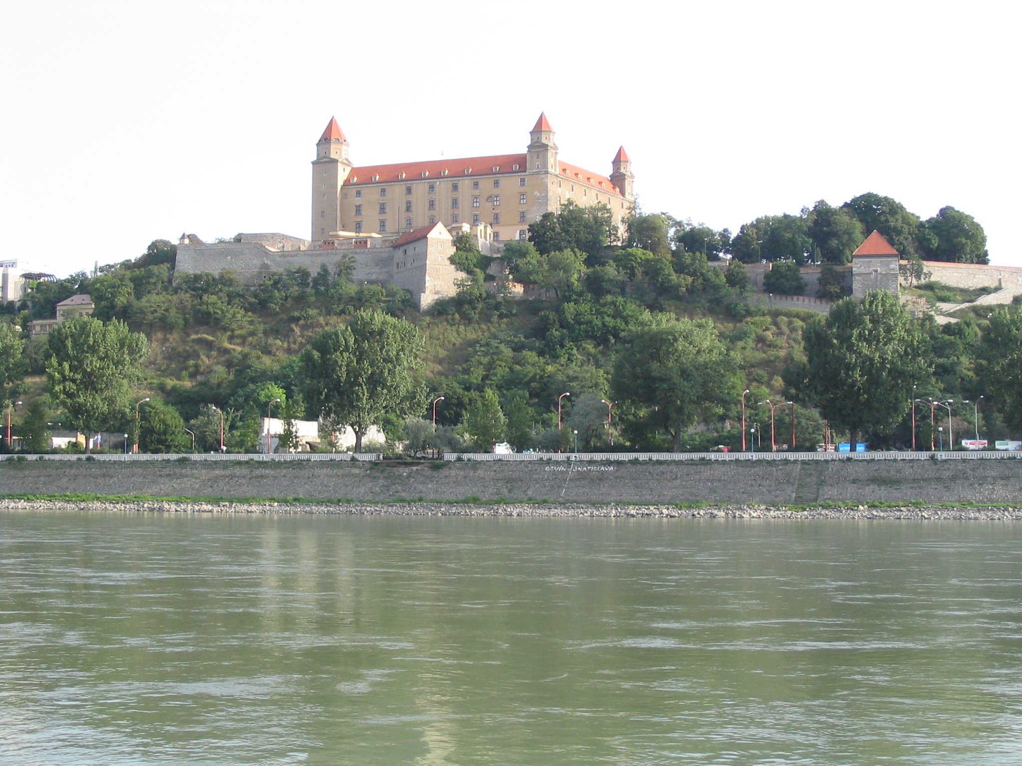 Bratislavsk�-hrad